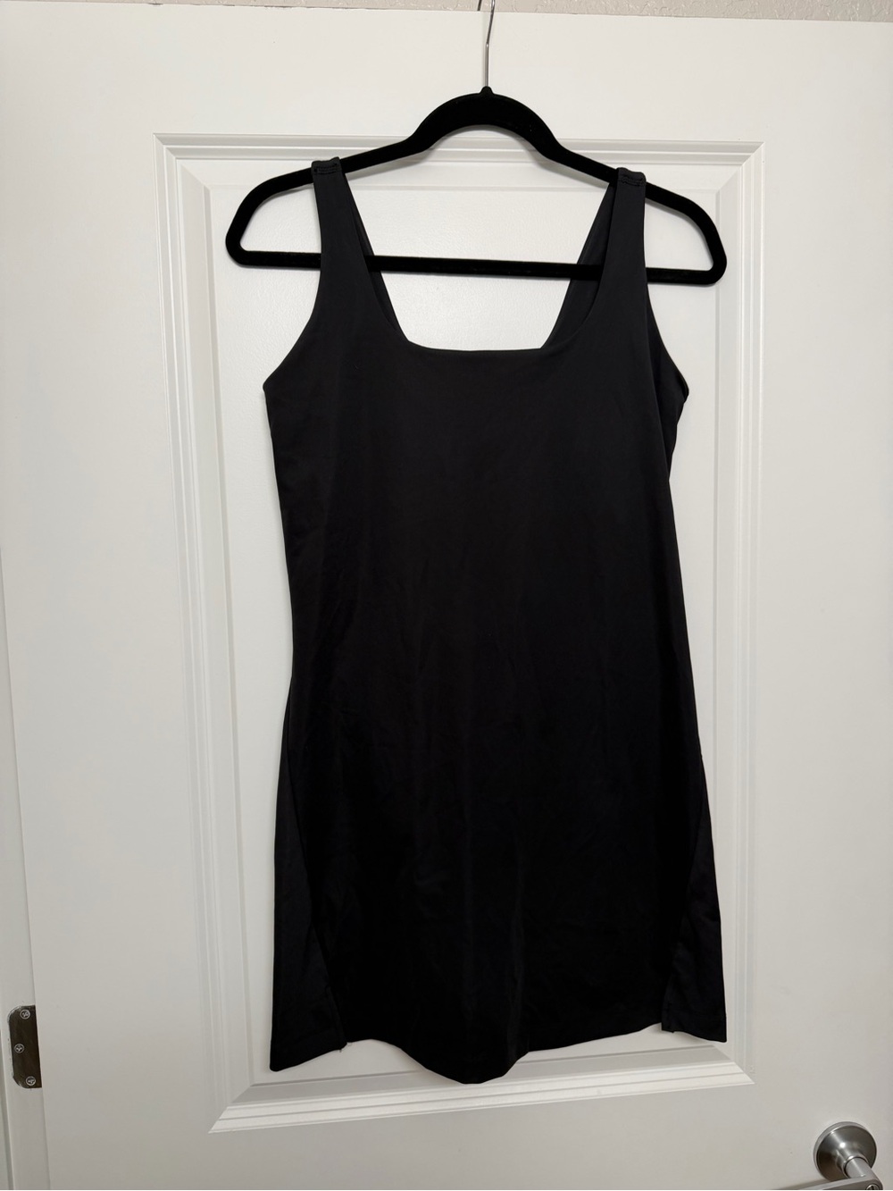 Old Navy Active Black PowerSoft Built-In Bra Tank